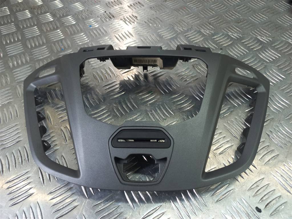 накладка торпедо FORD Tourneo Custom  1851869, 2130 рублей, Москва