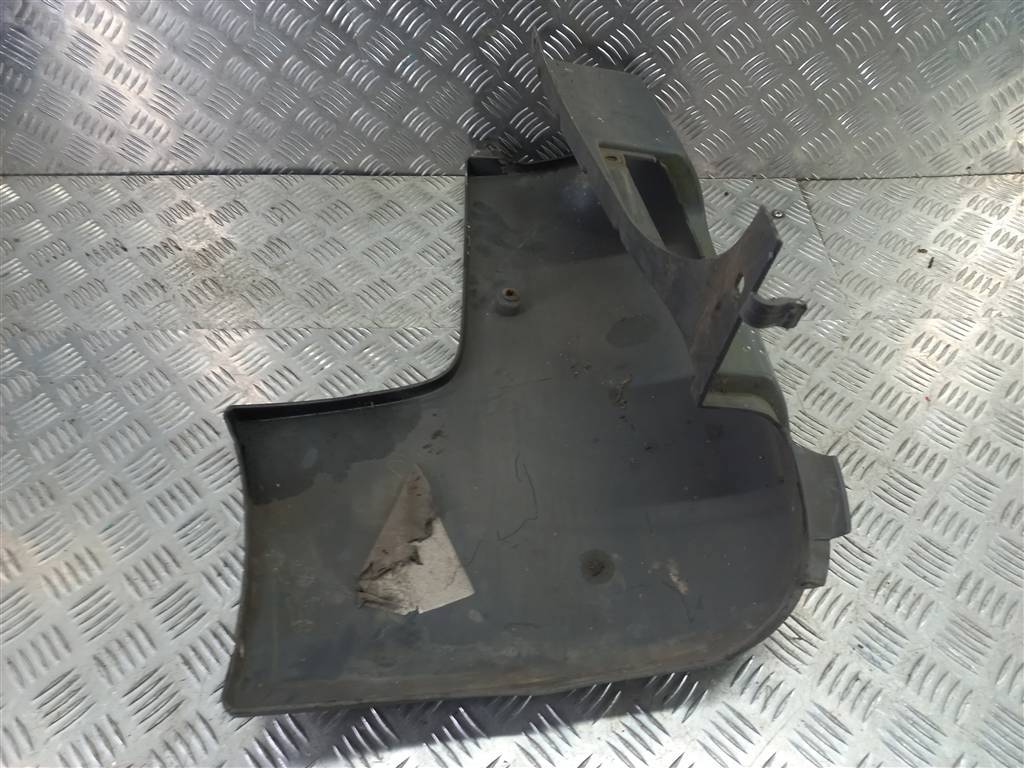 клык заднего бампера Renault Trafic  8200201457, 3279 рублей, Москва