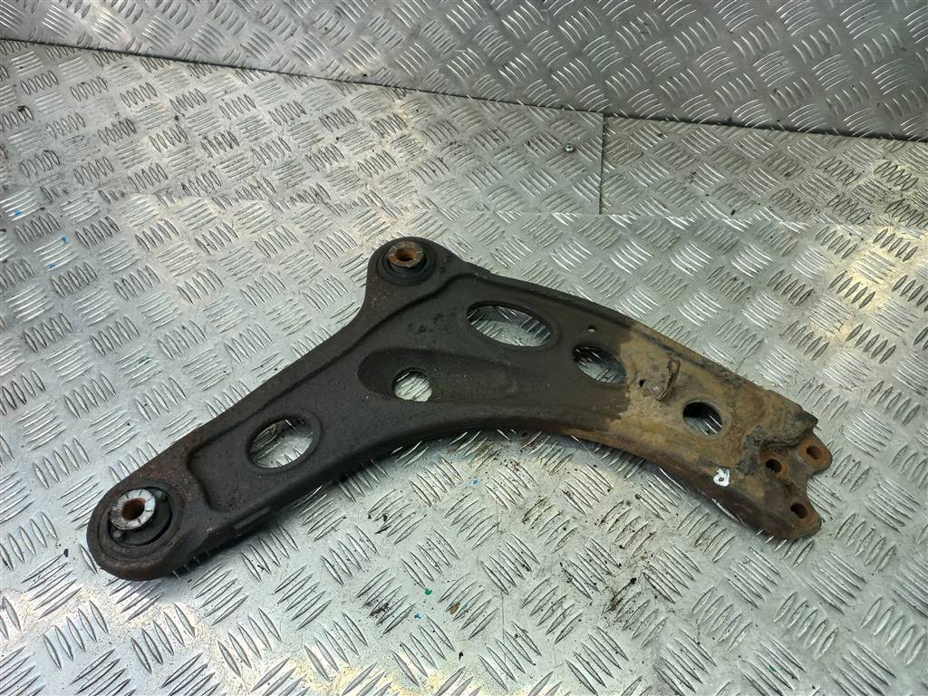 рычаг Renault Trafic  545049296R, 2700 рублей, Москва