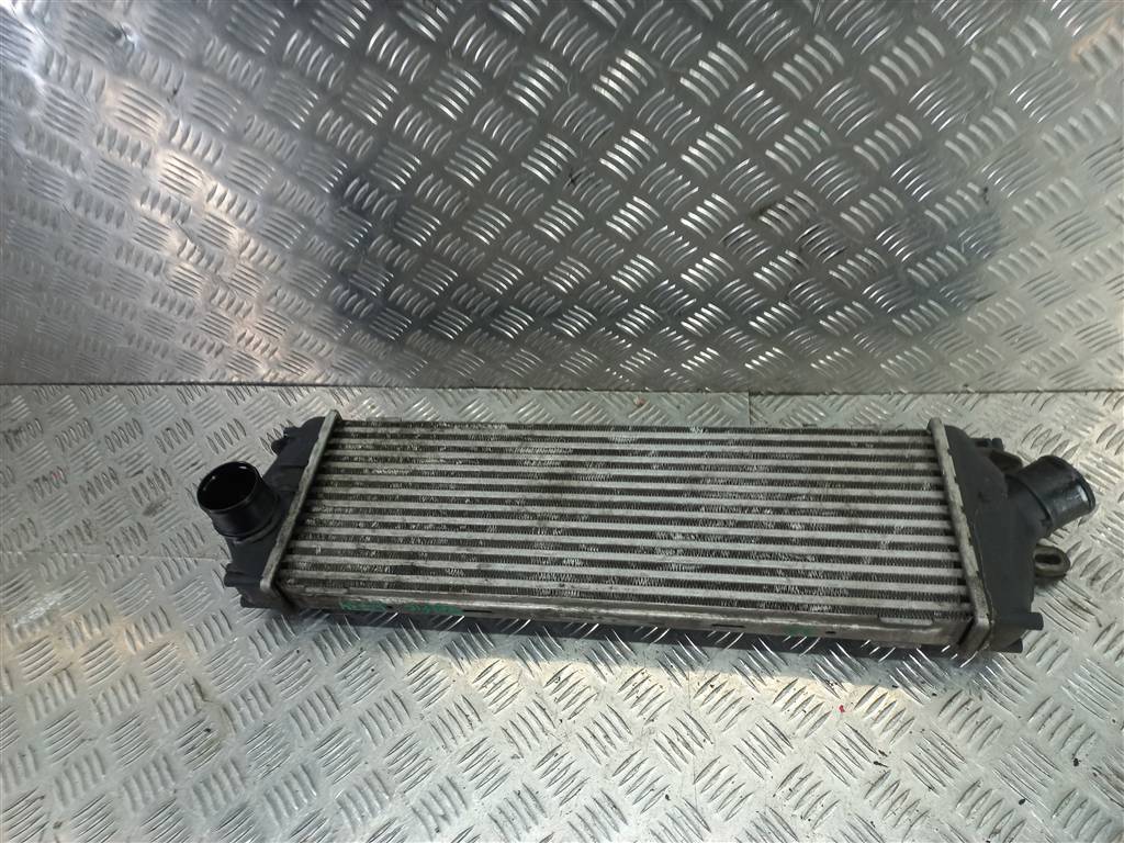 радиатор интеркулера (интеркулер) Renault Trafic  8200411160, 3850 рублей, Москва