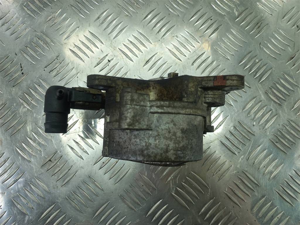 насос вакуумный Renault Trafic  8200934654, 3279 рублей, Москва