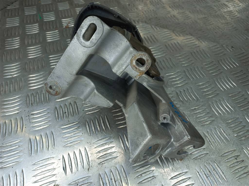 кулиса (механизм выбора передач) Renault Trafic  8200911874, 8450 рублей, Москва