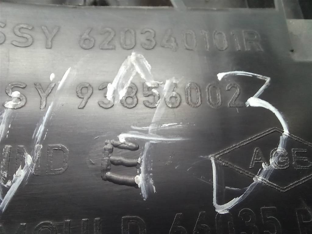 кронштейн бампера Renault Trafic  620340101R, 6150 рублей, Москва