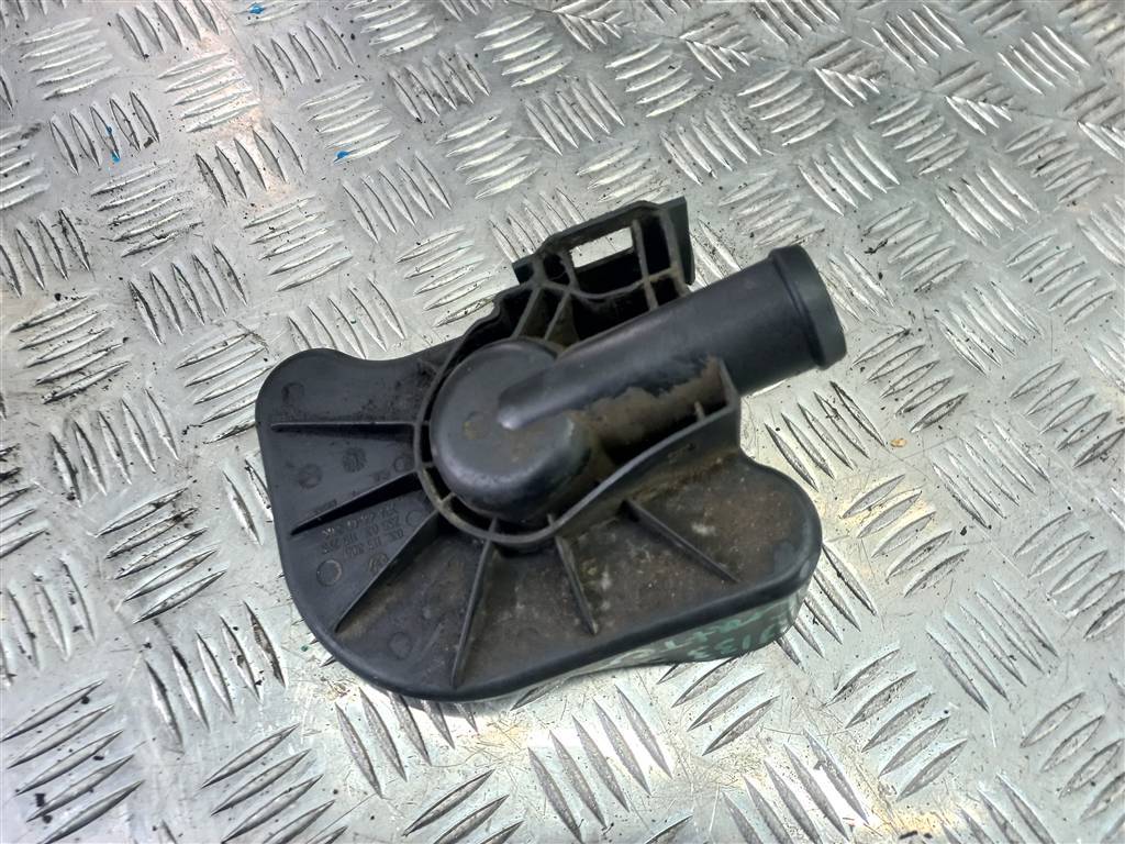 горловина маслозаливная Volkswagen Crafter  03L115308, 980 рублей, Москва