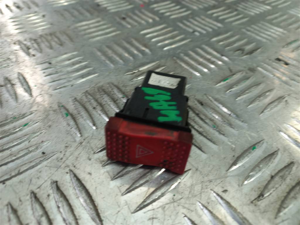 кнопка аварийной сигнализации Iveco Daily  69500489, 1550 рублей, Москва