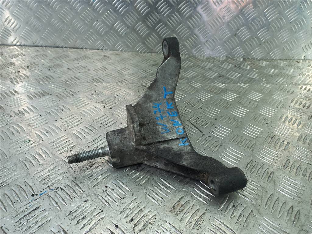 кронштейн кпп FORD Tourneo Connect  5127454, 980 рублей, Москва