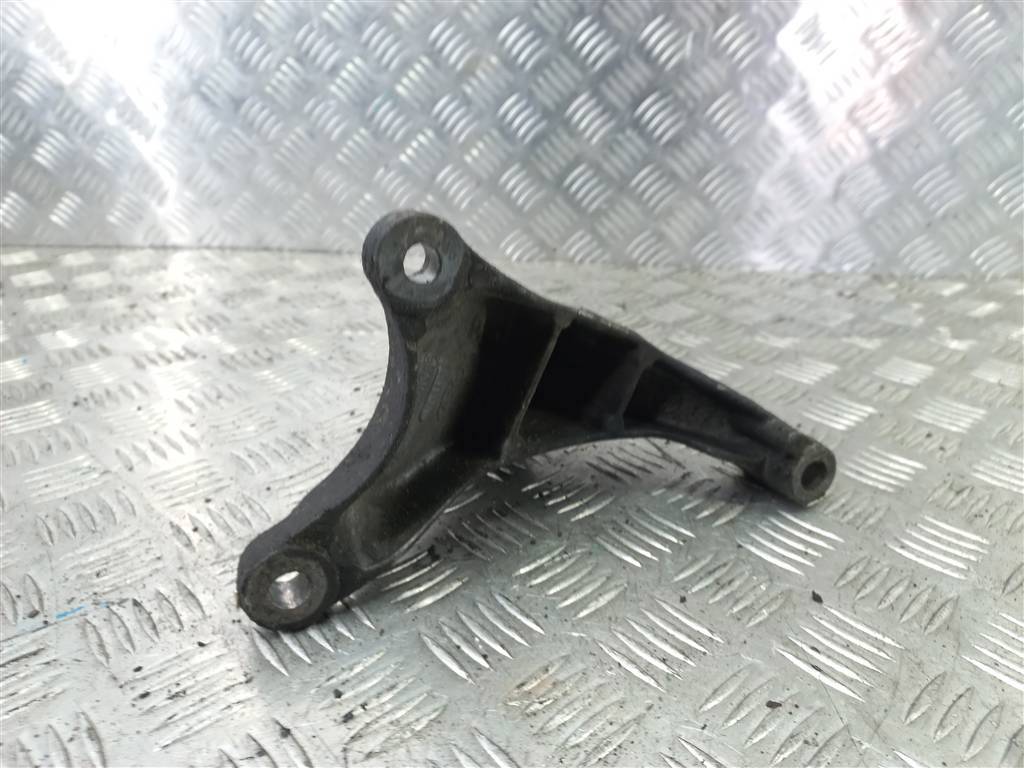 кронштейн кпп FORD Tourneo Connect  5127454, 980 рублей, Москва