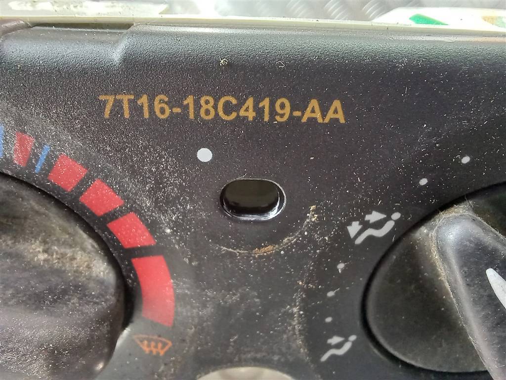 блок управления печкой FORD Tourneo Connect  5225337, 2930 рублей, Москва