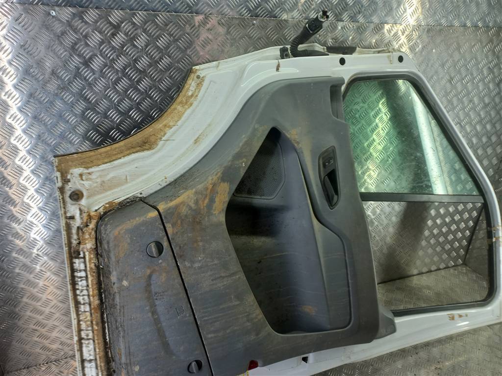 дверь FORD Transit  2035049, 37200 рублей, Москва