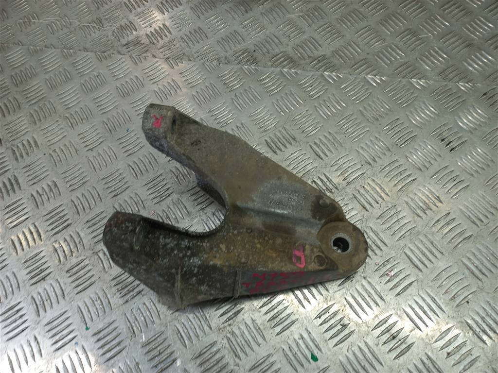 кронштейн двигателя (двс) FORD Transit  1818056, 2700 рублей, Москва