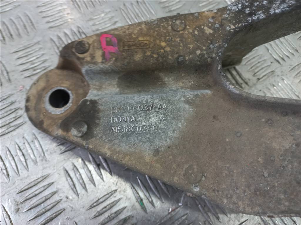 кронштейн двигателя (двс) FORD Transit  1818056, 2700 рублей, Москва