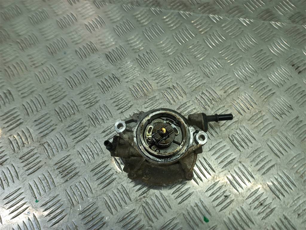 насос вакуумный FORD Transit  1899704, 6150 рублей, Москва