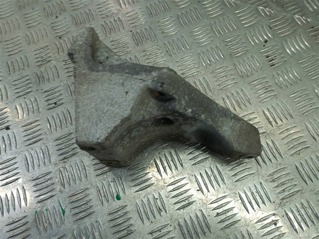 кронштейн генератора FORD Transit  1751163, 980 рублей, Москва