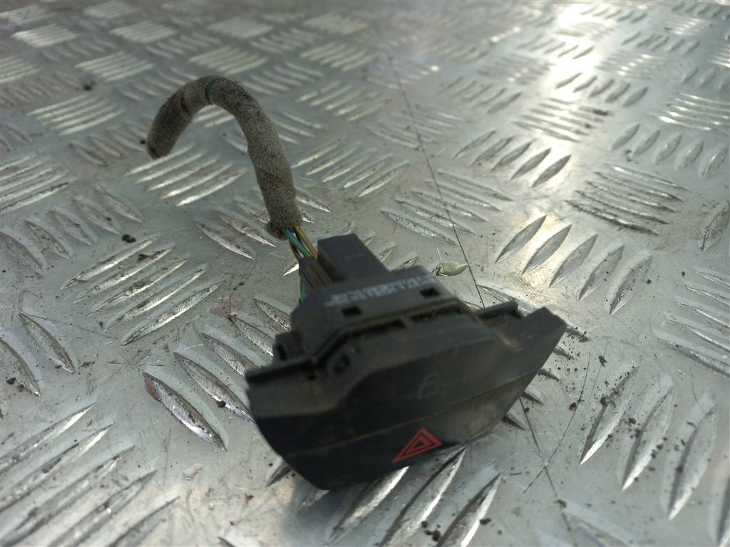 кнопка аварийной сигнализации FORD Transit  1791711, 980 рублей, Москва