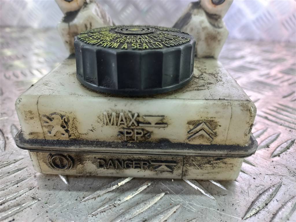 бачок тормозной Citroen Berlingo  4635C3, 520 рублей, Москва