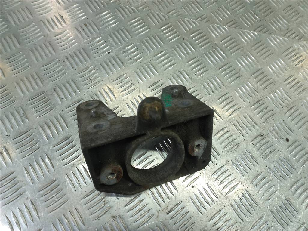 кронштейн кпп Renault Trafic  8200219372A, 3850 рублей, Москва