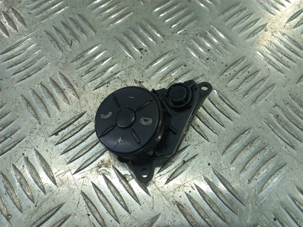 блок кнопок MERCEDES-BENZ Vito  A6398200138, 2130 рублей, Москва