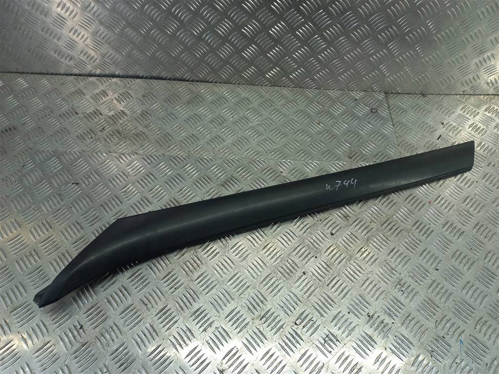 накладка лобового стекла FORD Transit  1755017, 3850 рублей, Москва