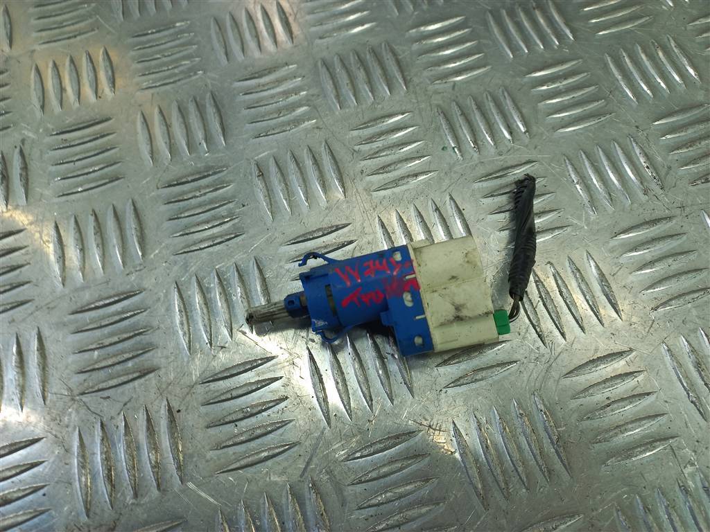 датчик включения стоп-сигнала FORD Transit  4832219, 520 рублей, Москва