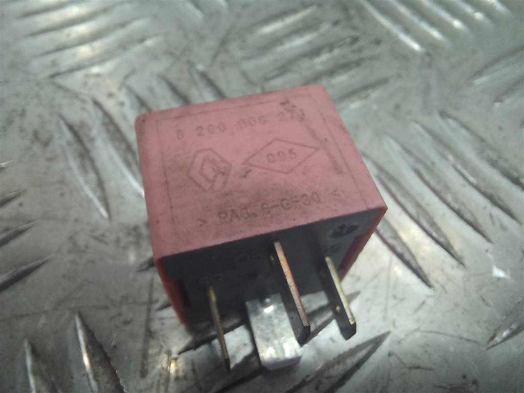 реле Renault Trafic  8200308271, 980 рублей, Москва