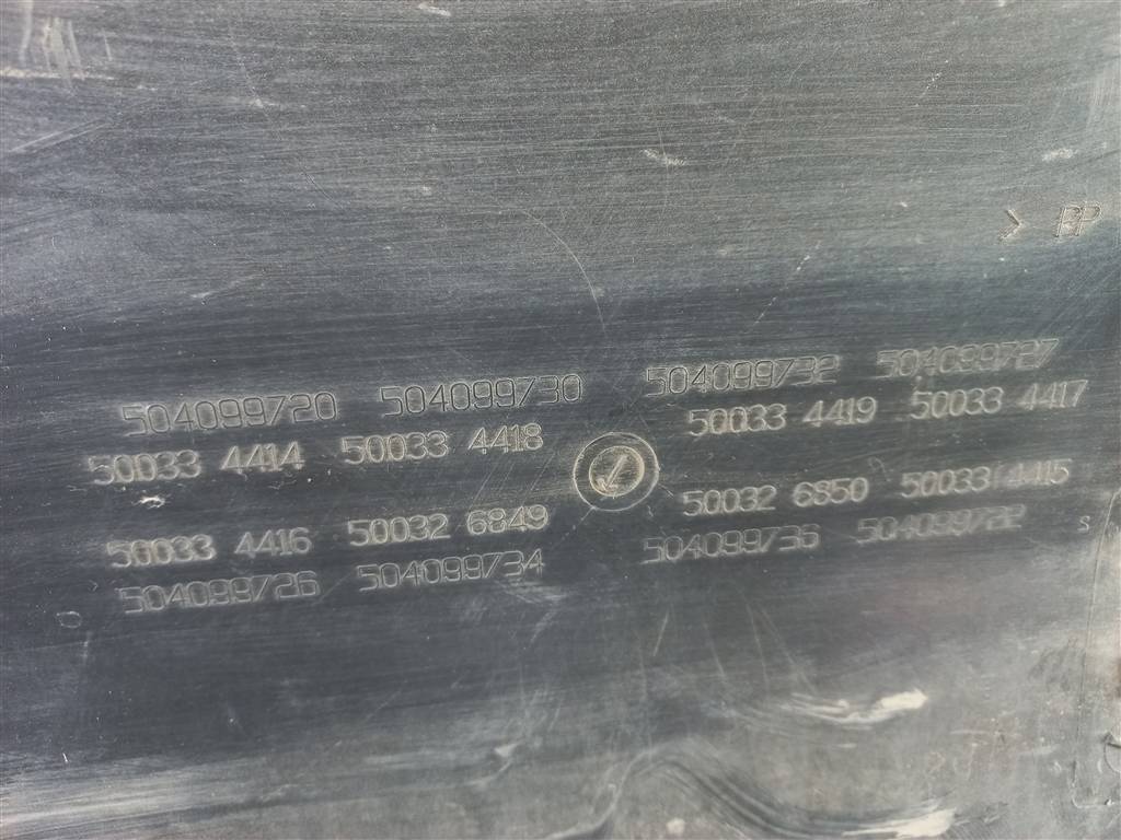 молдинг кузова Iveco Daily  504099734, 4430 рублей, Москва