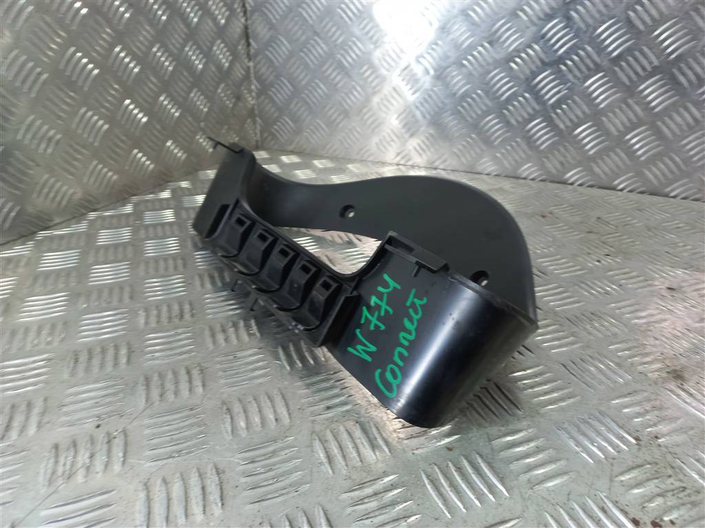 накладка торпедо FORD Tourneo Connect  4470932, 1550 рублей, Москва