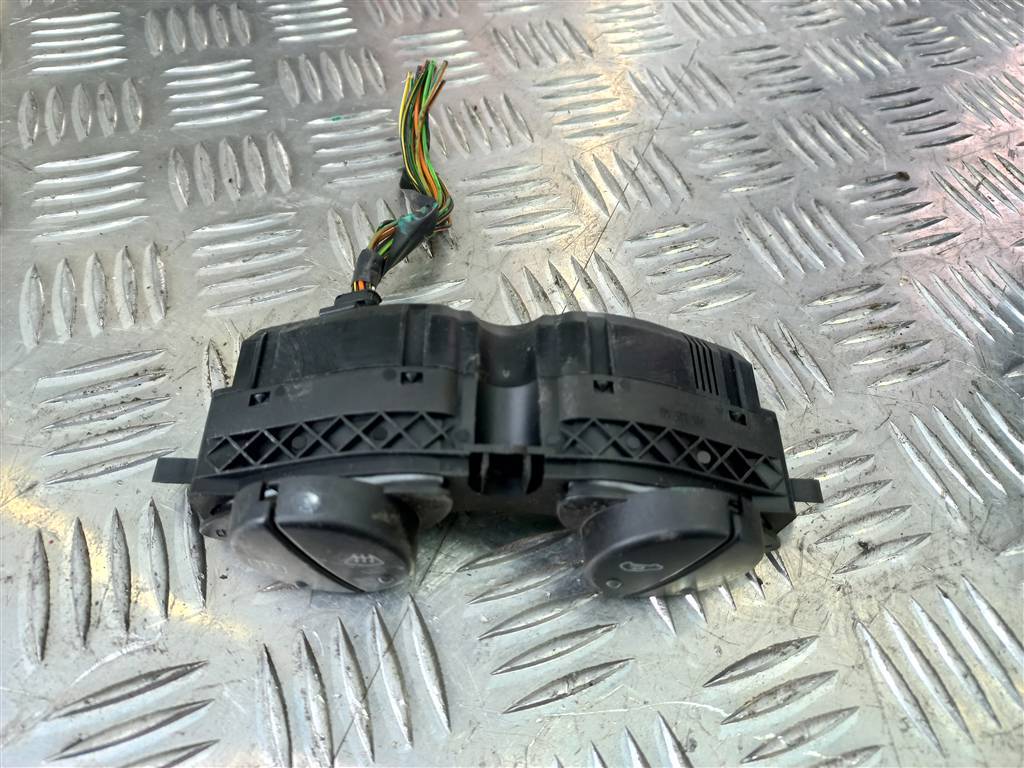 блок кнопок FORD Tourneo Connect  4367079, 2130 рублей, Москва