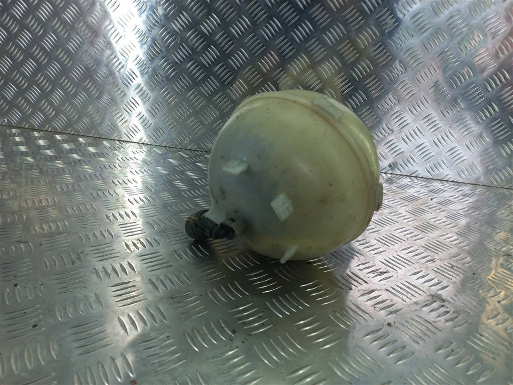 бачок расширительный MERCEDES-BENZ Vito  A6395010203, 2130 рублей, Москва