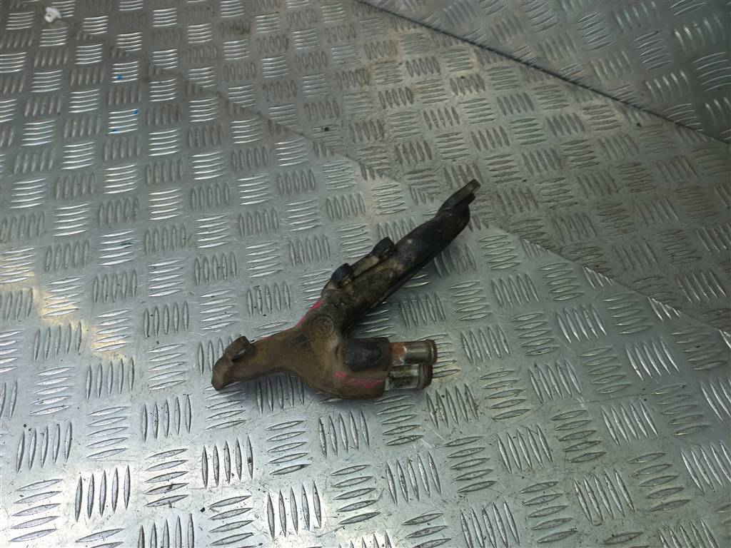 фланец системы охлаждения FORD Transit  1373132, 750 рублей, Москва