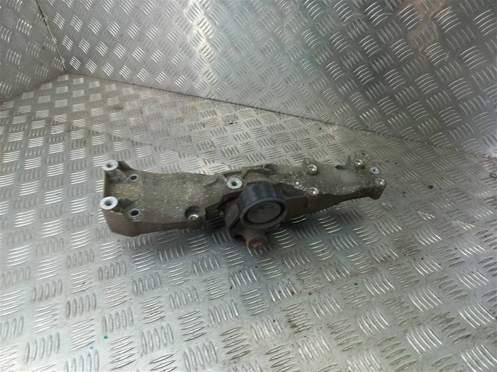 кронштейн генератора FORD Transit  1719735, 5000 рублей, Москва