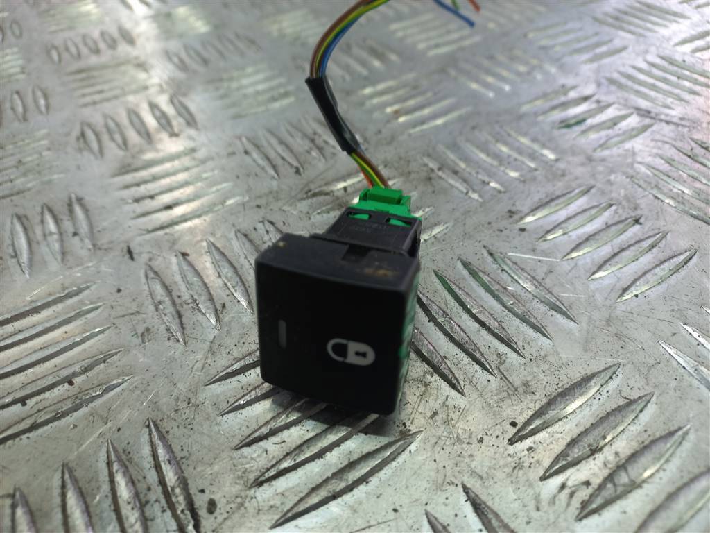 кнопка центрального замка Citroen Berlingo  6490E1, 980 рублей, Москва