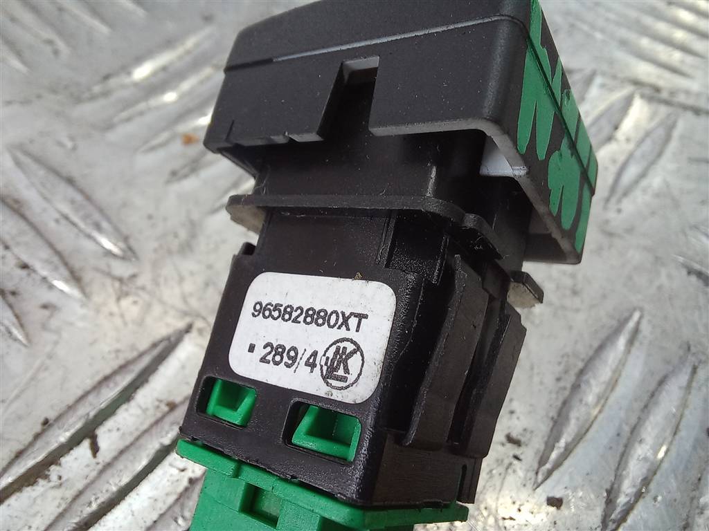 кнопка центрального замка Citroen Berlingo  6490E1, 980 рублей, Москва