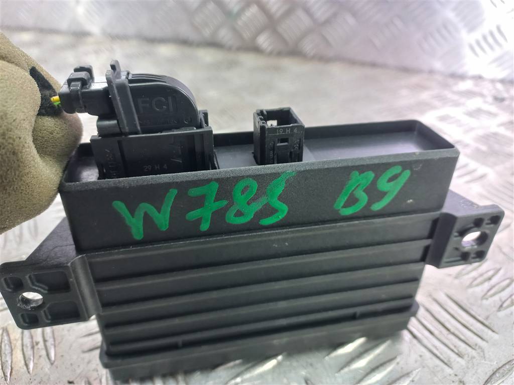 блок управления парктрониками Citroen Berlingo  9663821680, 2130 рублей, Москва