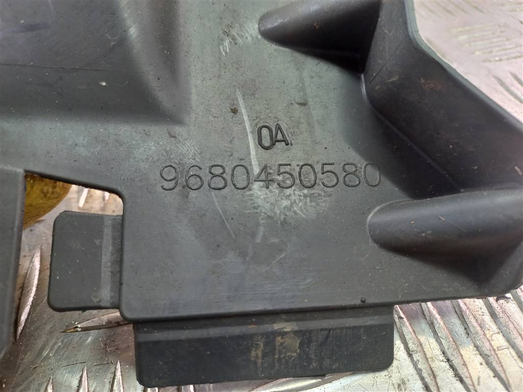 дефлектор радиатора (пыльник) Citroen Berlingo  7104HL, 2130 рублей, Москва