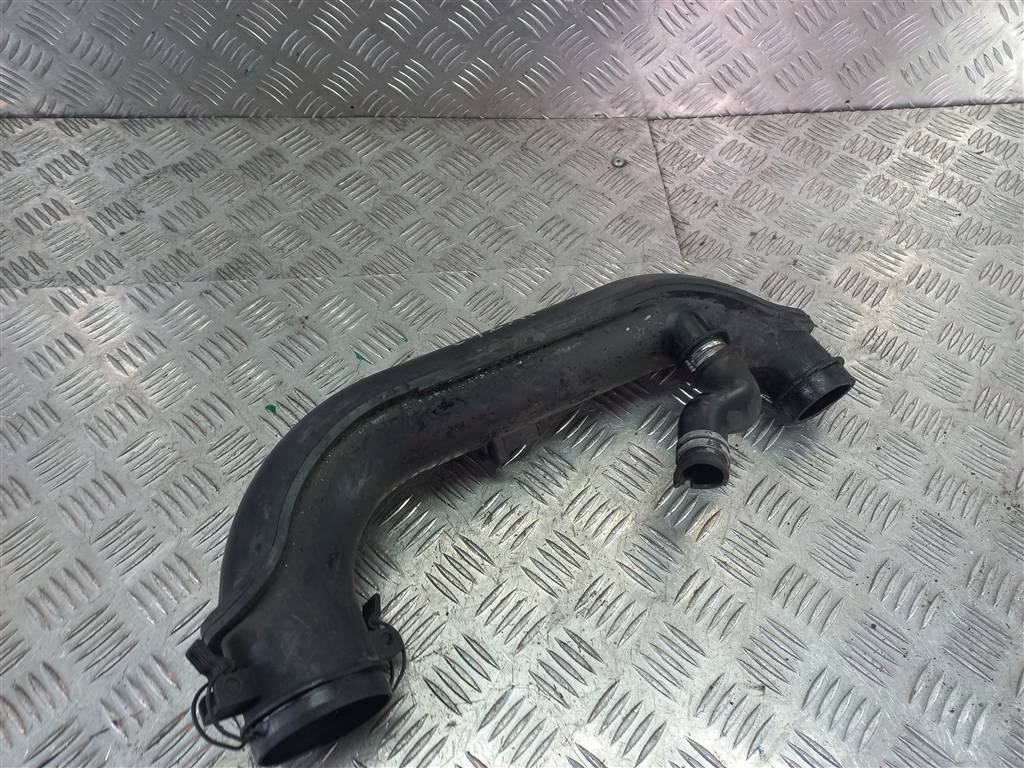 патрубок воздушный (пластик) FORD Transit  1581874, 2700 рублей, Москва