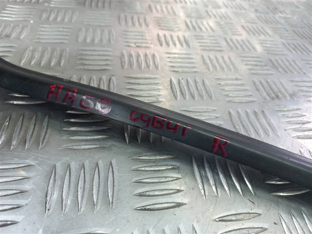 уплотнитель стекла MERCEDES-BENZ Vito  A6396712520, 2700 рублей, Москва