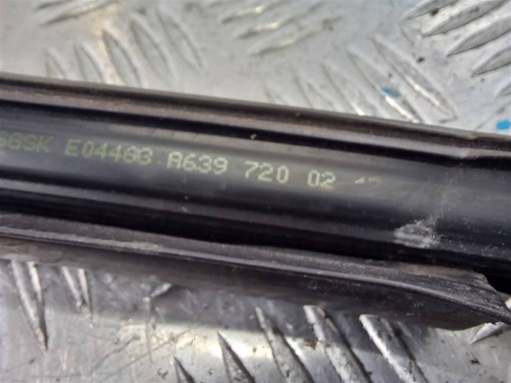 уплотнитель стекла MERCEDES-BENZ Vito  A6397200317, 2240 рублей, Москва