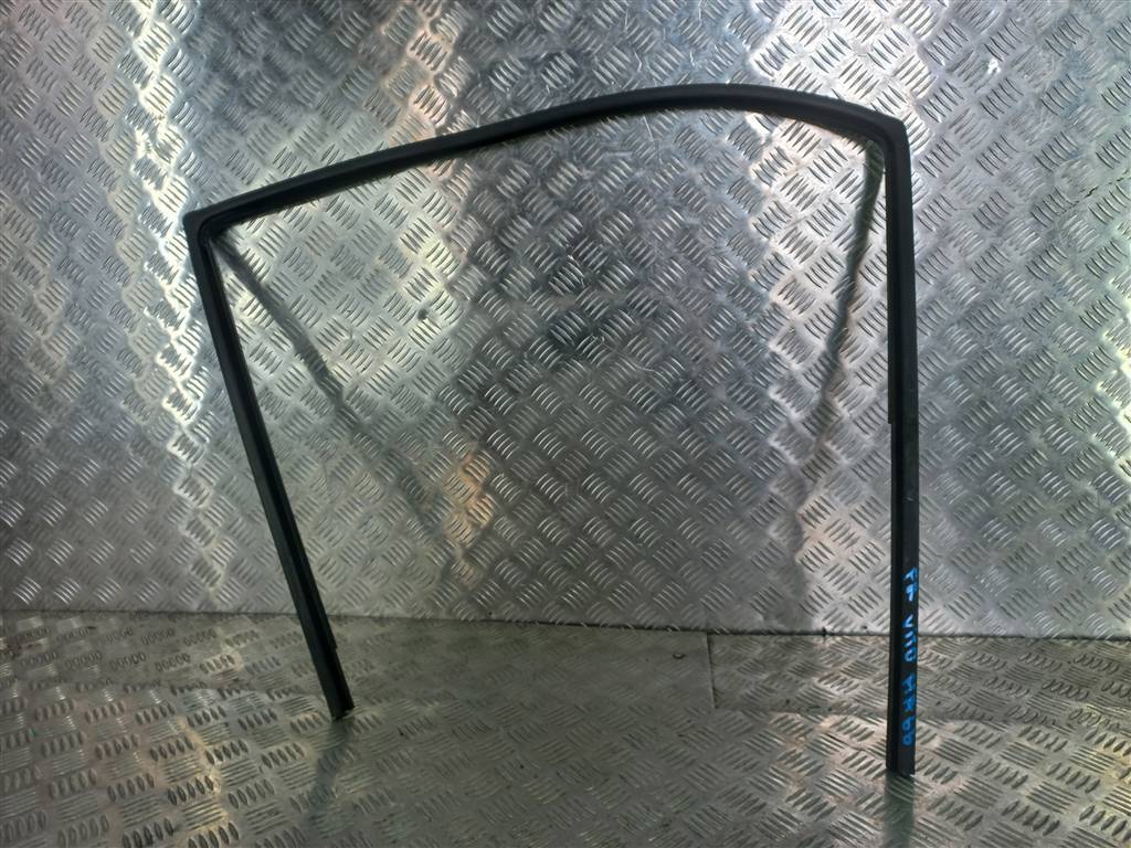 уплотнитель стекла MERCEDES-BENZ Vito  A6397200317, 2240 рублей, Москва