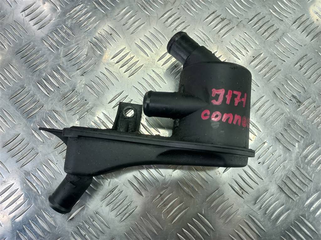 маслоотделитель (сапун) FORD Tourneo Connect  1440654, 860 рублей, Москва