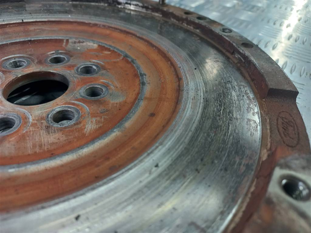 маховик FORD Tourneo Connect  1228894, 7070 рублей, Москва