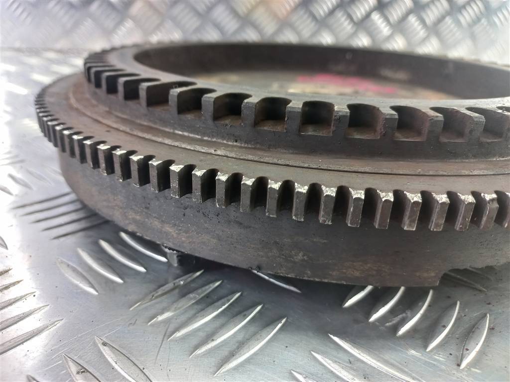 маховик FORD Tourneo Connect  1228894, 7070 рублей, Москва