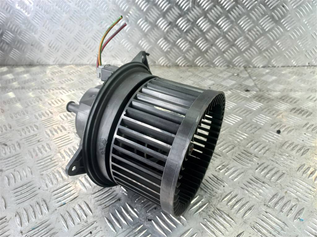 моторчик отопителя FORD Tourneo Connect  1151989, 2700 рублей, Москва