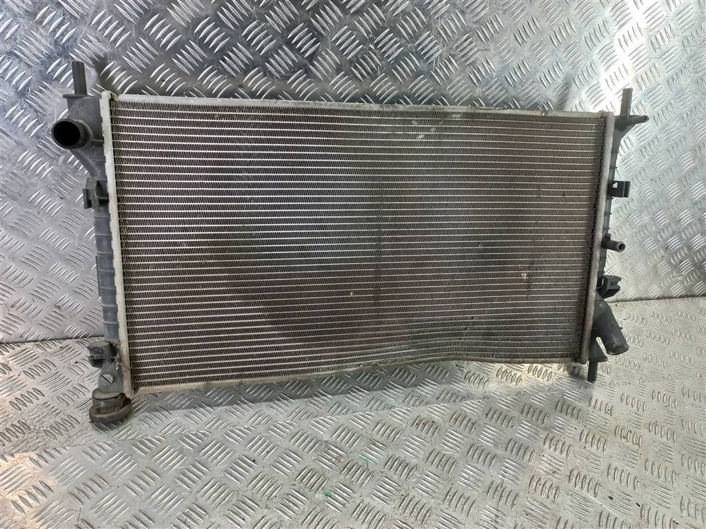 радиатор основной FORD Tourneo Connect  1365996, 3850 рублей, Москва