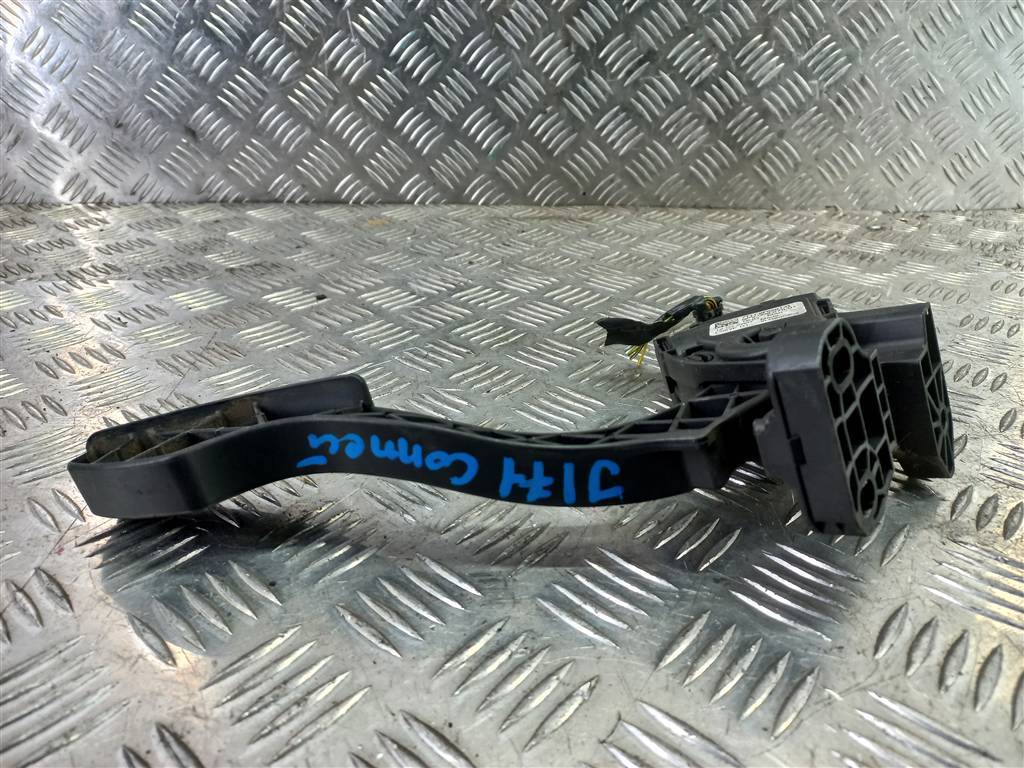 педаль газа FORD Tourneo Connect  2139887, 980 рублей, Москва