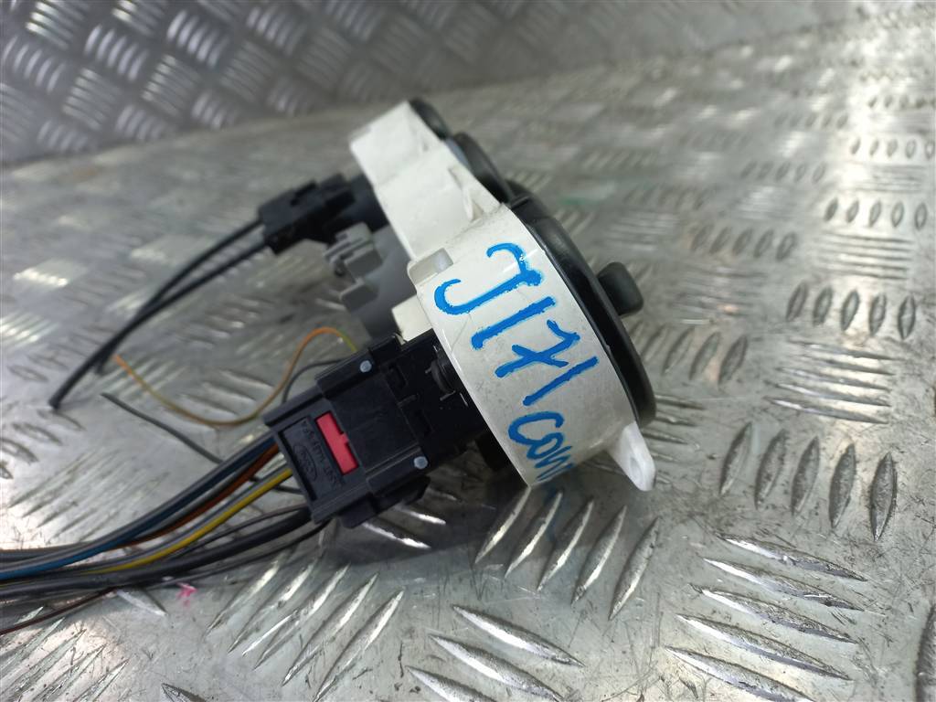 блок управления печкой FORD Tourneo Connect  5225337, 2930 рублей, Москва