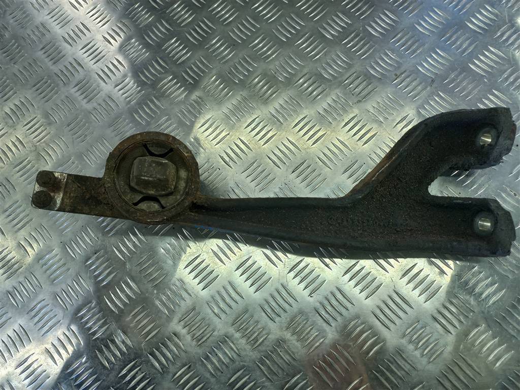 подушка редуктора MERCEDES-BENZ Vito  A6393500485, 3850 рублей, Москва