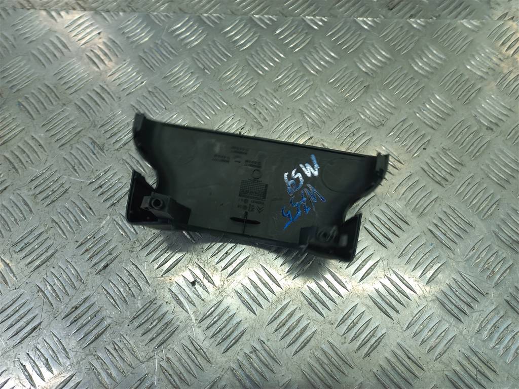 кожух рулевой колонки Citroen Berlingo  4131T8, 520 рублей, Москва