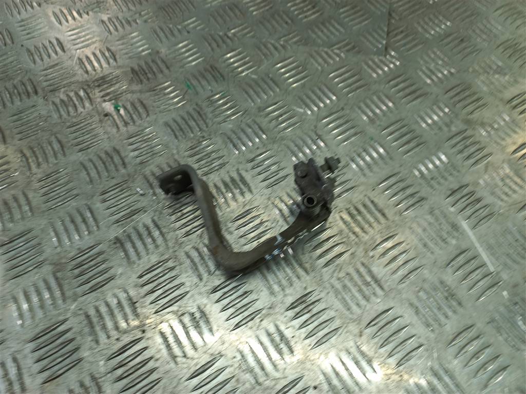 ограничитель двери распашной Renault Trafic  8200006259, 2130 рублей, Москва