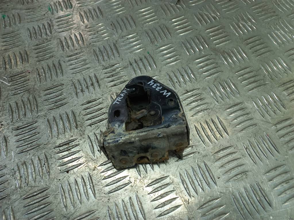 замок двери распашной Renault Trafic  8200006252, 3850 рублей, Москва