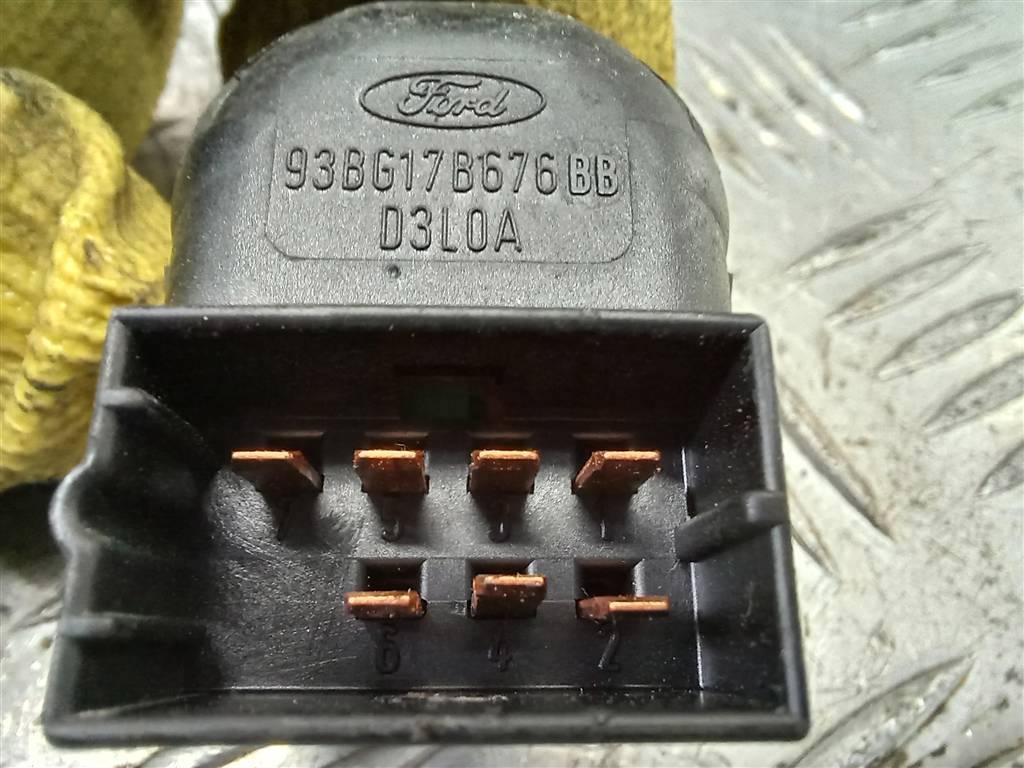 кнопка регулировки зеркал FORD Tourneo Connect  4495427, 520 рублей, Москва